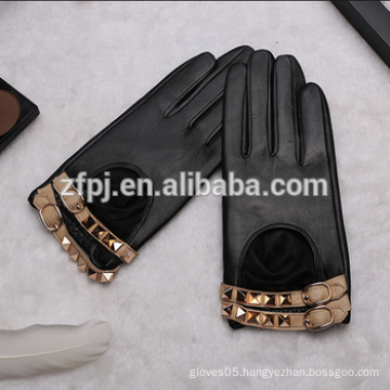 women's fashion studs short leather driving gloves factory in China